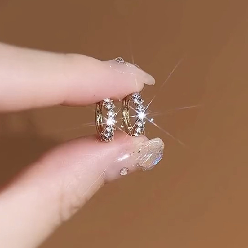 小巧闪钻精致耳圈耳环日韩简约个性气质高级感耳钉女2025年新款潮