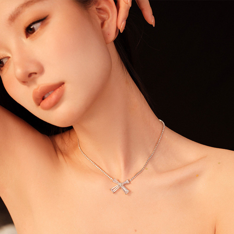 abyb charming蝴蝶结项链女花火毛衣链轻奢小众高级感颈链锁骨链