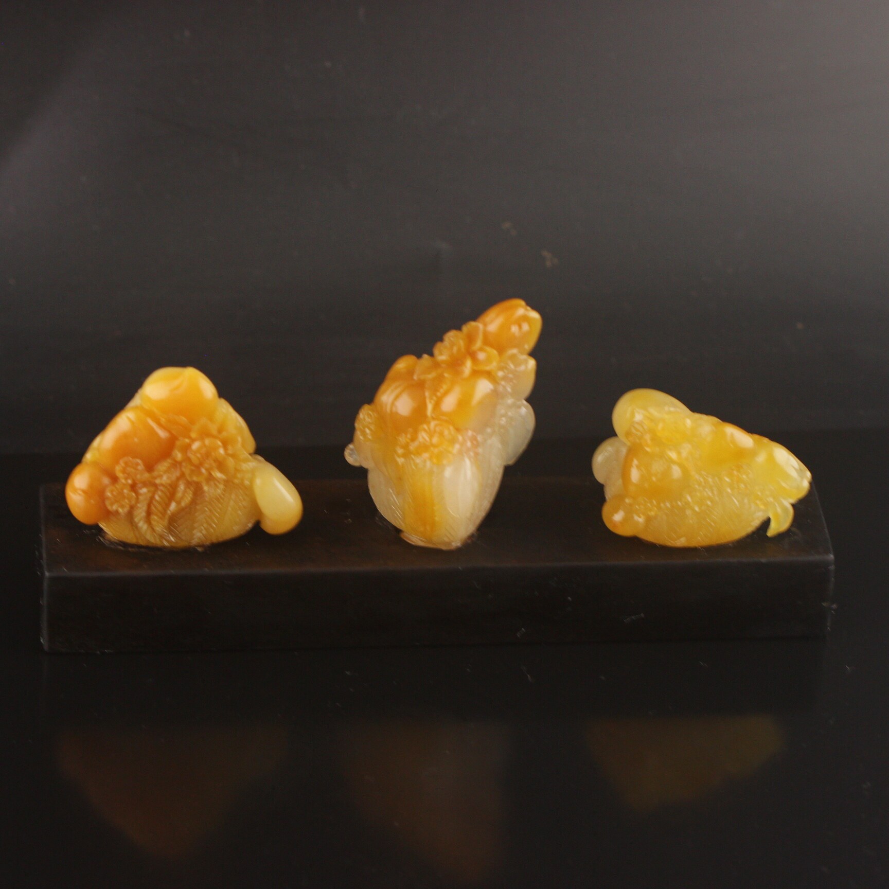 结晶北部黄白荔枝冻石硕果累累精品玉石雕刻摆件花开富贵收藏礼品