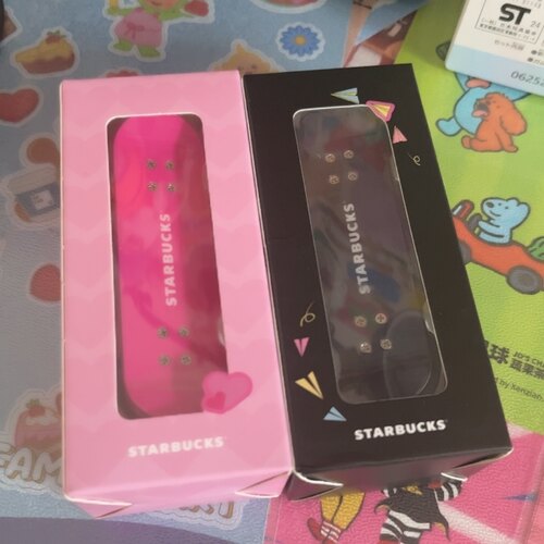 全新星巴克starbucks指尖滑板微缩挂件钥匙扣包挂熊店长挂饰摆件