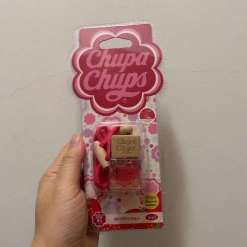 全新泰国代购珍宝珠chupachups草莓棒棒糖味车载香薰挂件衣柜