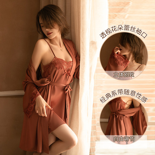 纯色睡衣缎面蕾丝袖口花朵