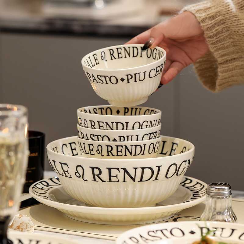 漫时光法式罗马字母餐具陶瓷饭碗家用2025新款盘子好看的碗碟套装
