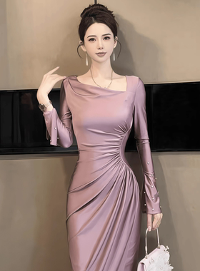 31011 法式设计感优雅气质斜肩褶皱礼服裙收腰长袖修身包臀连衣裙