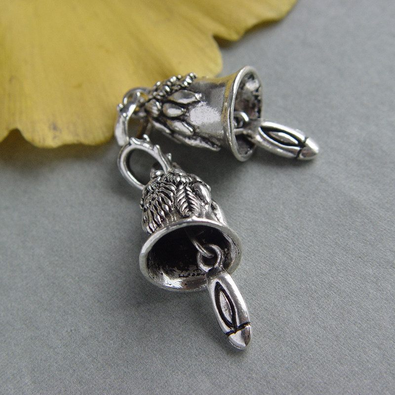 TIBETAN SILVER ALLOY BELL CHRISTMAS JEWELRY ACCESSORIES SWEATER CHAIN HANGING CHAIN ROSARY ORNAMENTS SMALL CAMEL BELL DIY HANDMADE MATERIALS
