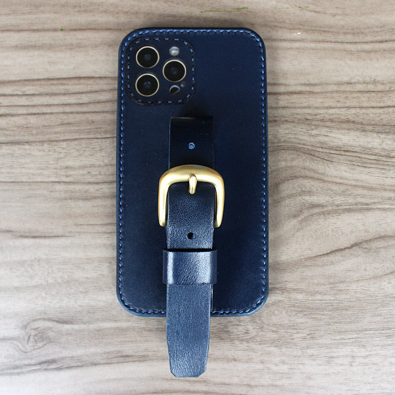 纯手工植鞣牛皮手机壳适用苹果17Promax 16 15手腕带款防摔保护套