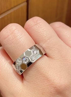 珠宝级宽版菱格蜂巢戒指通体925纯银蜂巢女戒重工打造时尚通勤