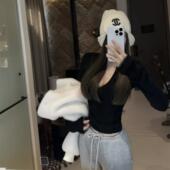 黑色深V垫肩直角肩收腰长袖 NINASTUDIO 磨毛腰精tee