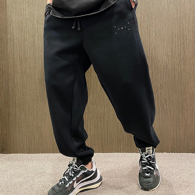 春运动四点刺绣休闲宽松束脚卫裤