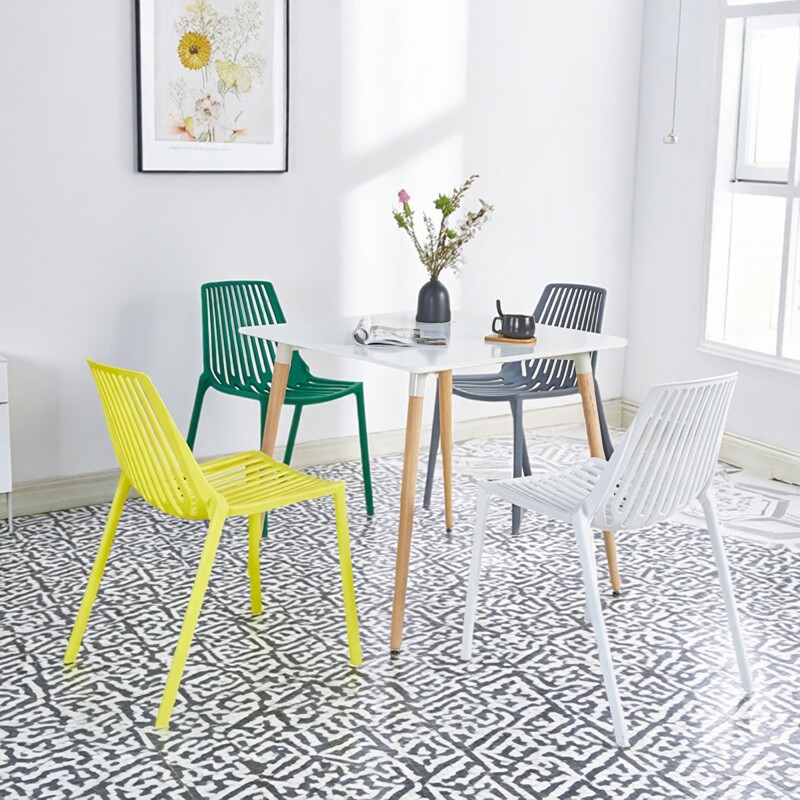 ����ʵľ������Լ�������а칫����ķ˹������������Բ��Ǣ̸���� ��ɫ����1.2m*80cm*73cm ��Ʒ�� 236Ԫ