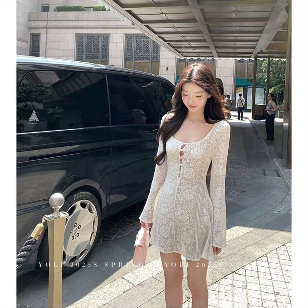 袖连衣裙女秋新款修身A字裙子短