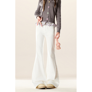白色低腰微喇牛仔裤 马蹄喇叭裤 女秋冬季 型超好看 子 版 自然涩美式