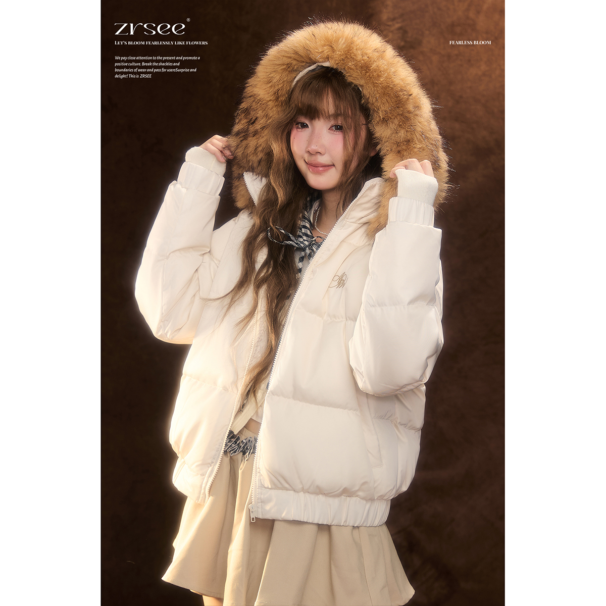 自然涩白鸭绒毛领连帽短款羽绒服冬季女款小个子加厚宽松上衣外套