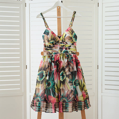 外贸原单夏季雪纺有胸垫露肩吊带连衣裙短裙印花云南贵州旅游度假