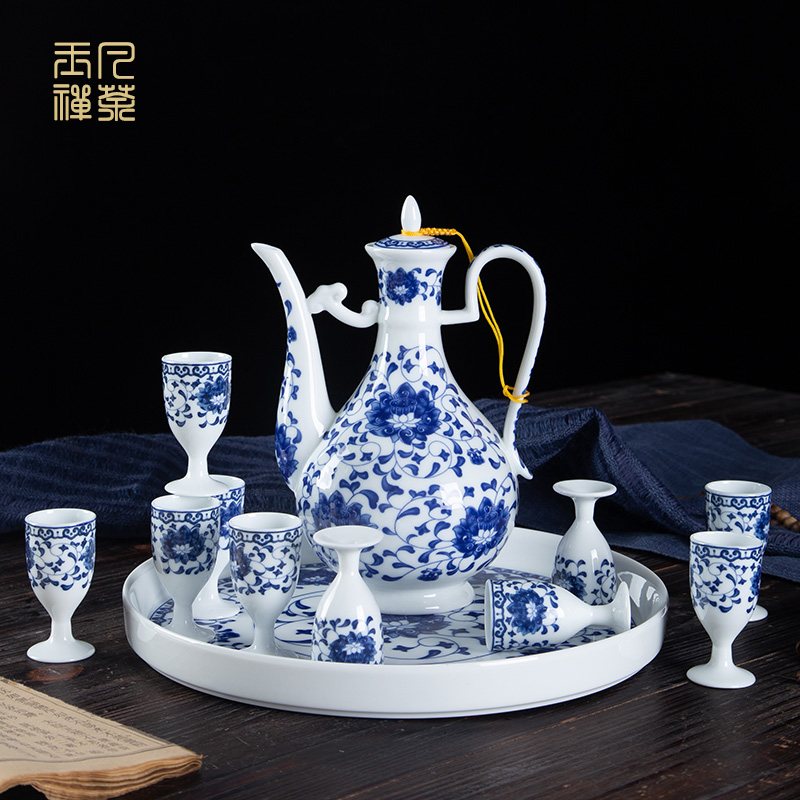 白酒杯套装家用青花瓷景德镇高档中式老式陶瓷酒具酒壶高脚一口杯