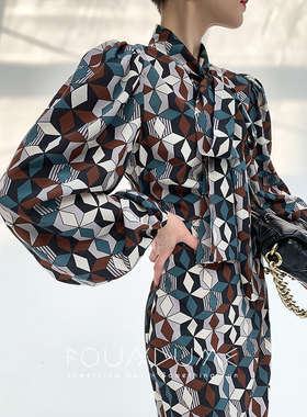 Foundume 2022早春新款重磅真丝泡泡袖桑蚕丝印花连衣裙女中长款