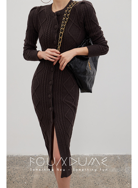 Foundume 25秋冬新款半高领立体绞花泡泡袖包臀长款针织连衣裙
