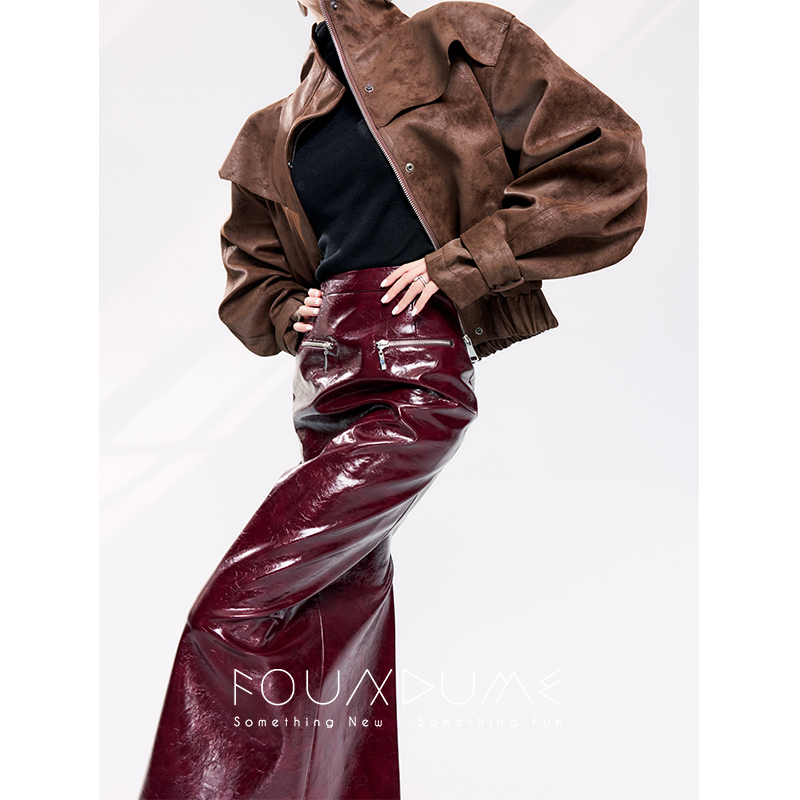 Foundume Gao端水洗抗裂PU浓情红酒后开叉高腰长款双拉链半裙女