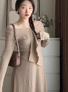 Something叁熏 秋季慵懒气质显瘦收腰黑色上衣+半裙套装