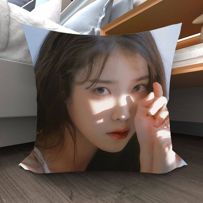 李知恩抱枕明星同款沙发靠枕动漫周边抱枕定制照片女生日礼物iu