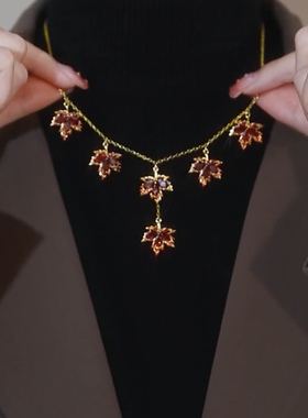红色枫叶毛衣链项链女