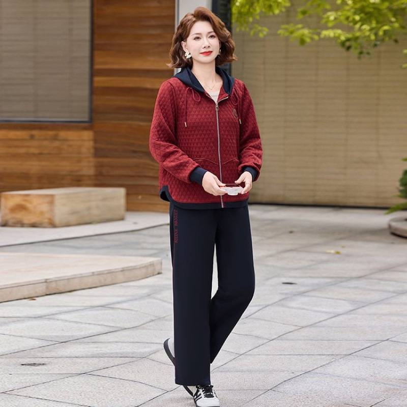 专柜品牌时尚中老年妈妈装秋装休闲百搭外套女装宽松上衣连帽夹克