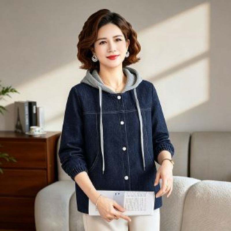 专柜品牌洋气妈妈春秋牛仔外套女时尚女士阔太太连帽秋装中老年人