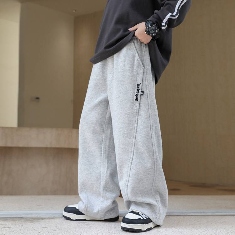 专柜品牌儿童运动卫裤2026秋季新款男童裤子中大童长裤潮男孩休闲