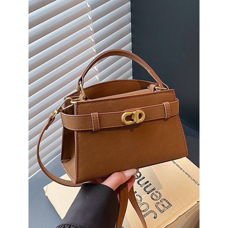 专柜品牌气质小方包2025新款新超火时尚小众设计气质单肩斜跨手提,箱包皮具/热销女包/男包,小方包,淘宝优惠券,粉丝福利购,淘宝优惠卷