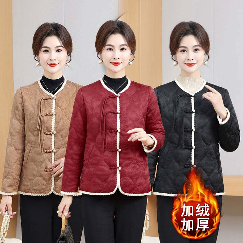 专柜品牌妈妈冬季新款小香风外套中老年女装大码洋气时尚保暖上衣