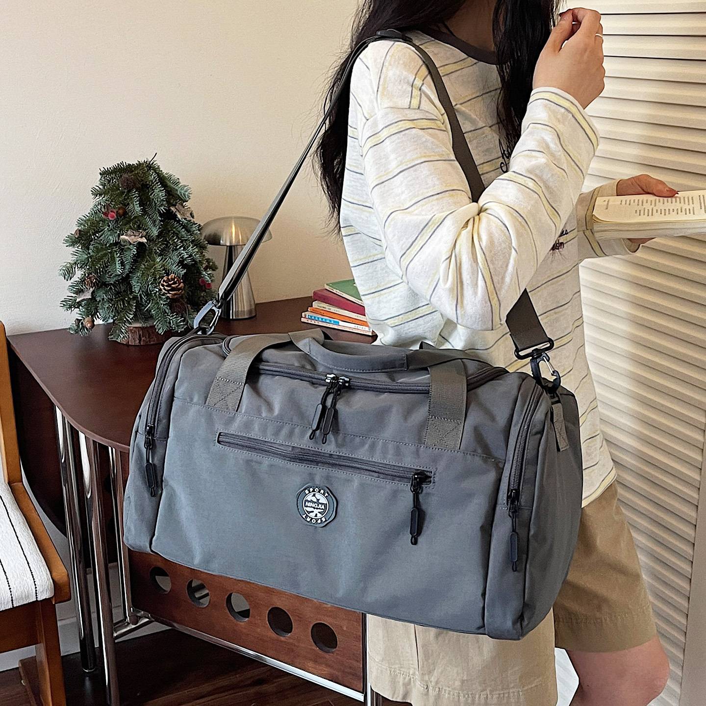 专柜品牌干湿分离大容量旅行包运动游泳瑜伽舞蹈健身包休闲手提斜