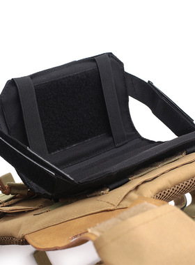 户外战术手机胸挂包万能手机包套盒背心胸挂molle小包杂物包iphoe