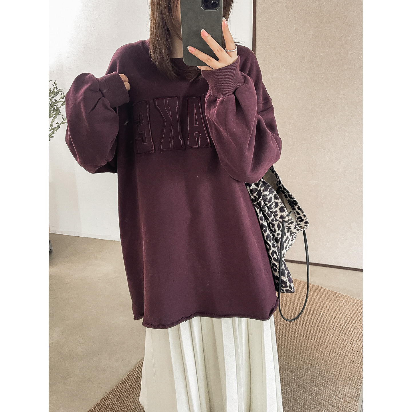 菲尔丹 加厚加绒 港风慵懒休闲贴布英文大版长款盖臀厚卫衣8352