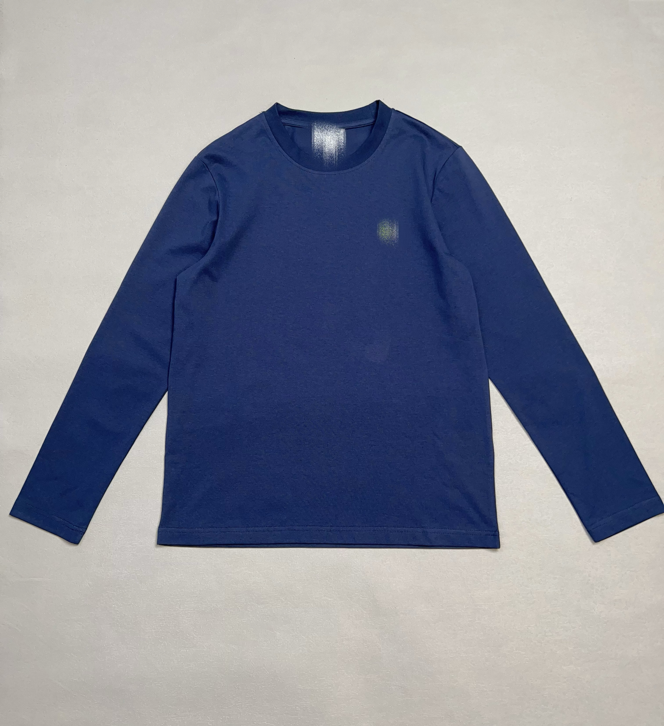 春秋款休闲简约男女款圆领长袖T恤经典刺绣纯色纯棉长袖T恤打底衫