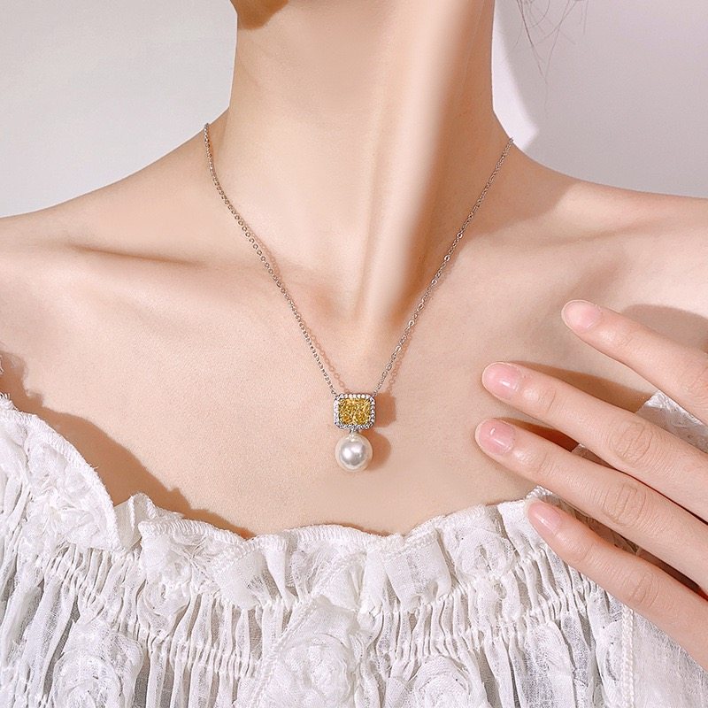 新款铜镀银饰品仿帕帕拉恰镶钻吊坠女款仿彩宝项链12mm仿珍珠挂坠