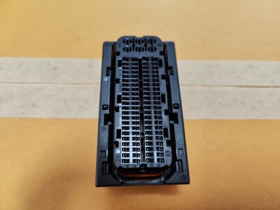 博世94PIN连接器1928406306