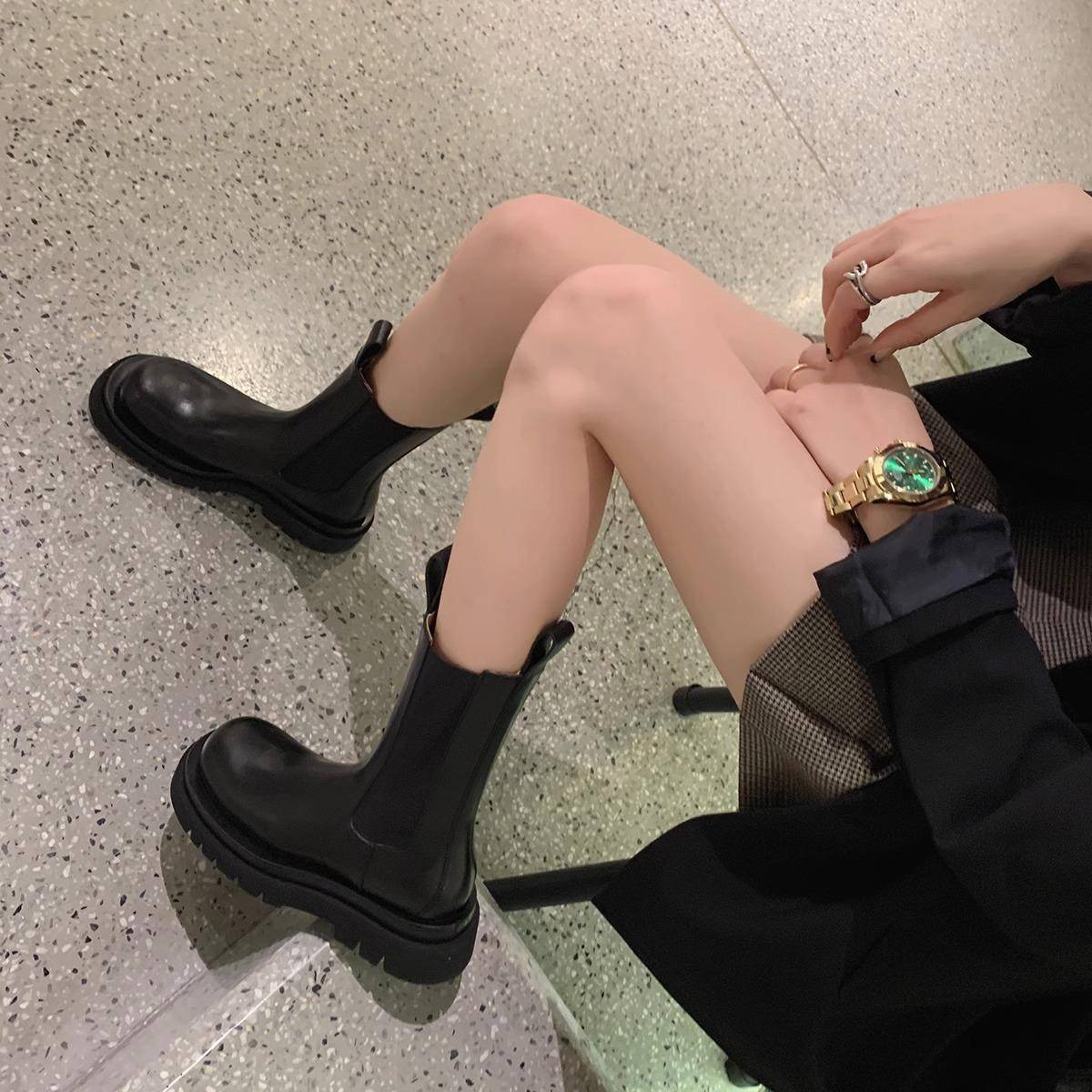 英伦风真皮厚底马丁靴女2025年秋季新款加绒切尔西显瘦中筒烟筒靴