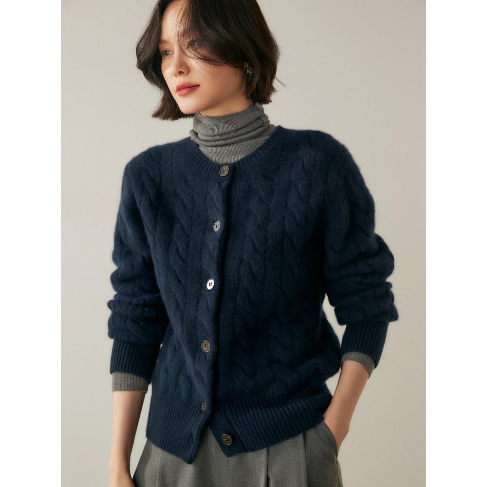 秋冬款超暖重磅三股加厚绞花圆领羊绒开衫女麻花纹针织衫毛衣外套