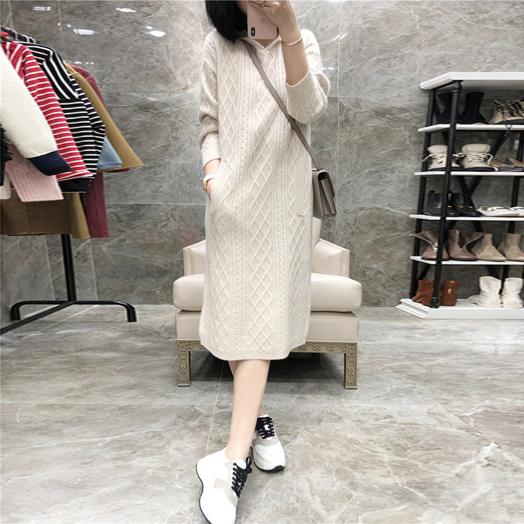 秋冬新款连帽羊绒连衣裙女韩版休闲麻花内搭中长款过膝羊毛打底裙