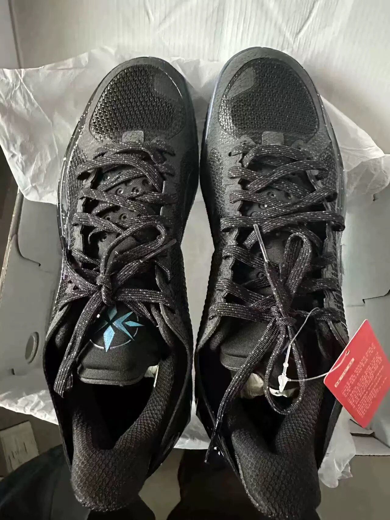 李宁利刃4V2全掌䨻支撑稳定减震篮球鞋低帮男实战耐磨ABAU037-8
