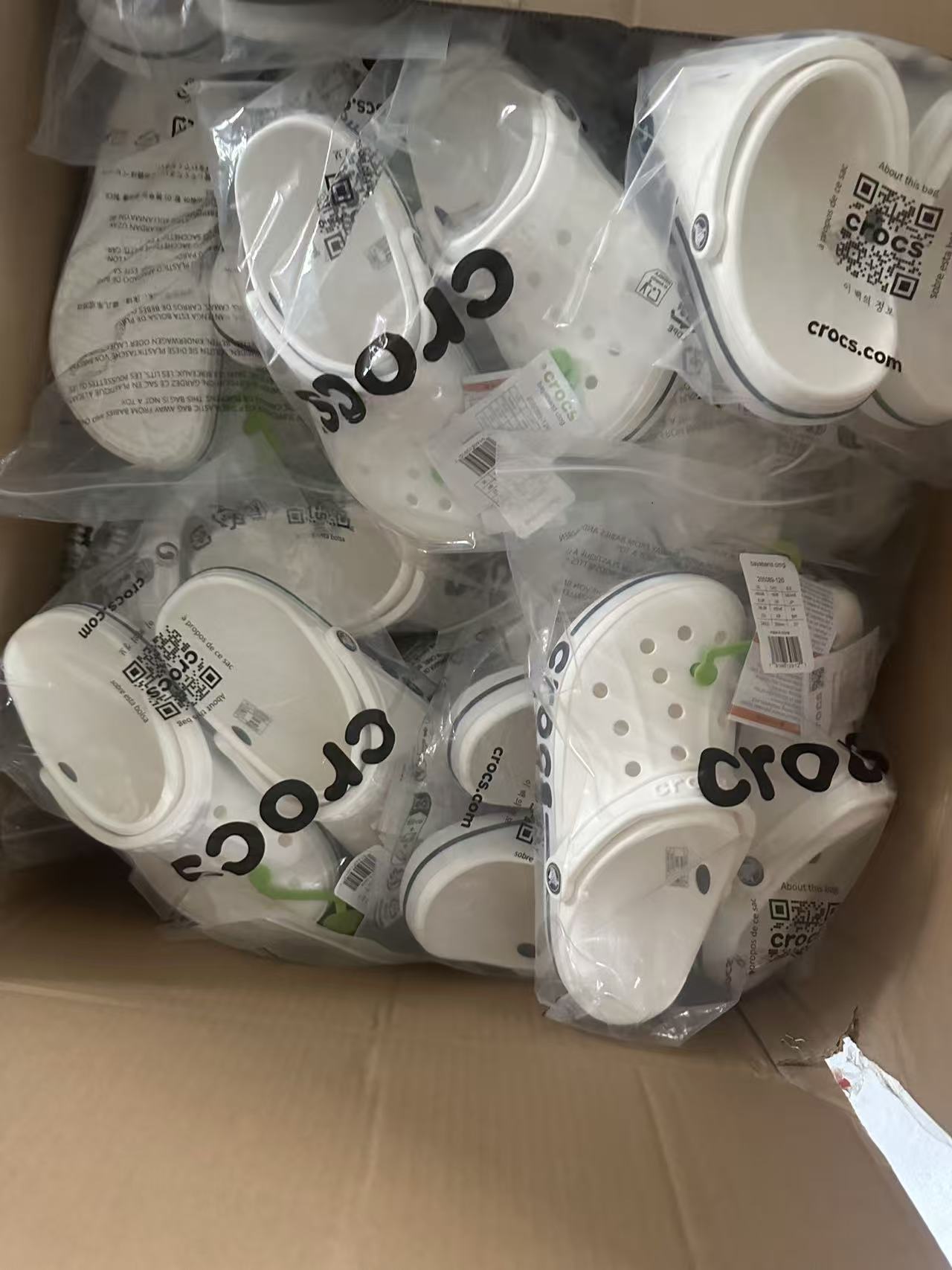 Crocs洞洞鞋卡骆驰沙滩鞋户外拖鞋休闲平底鞋女鞋|205089-126