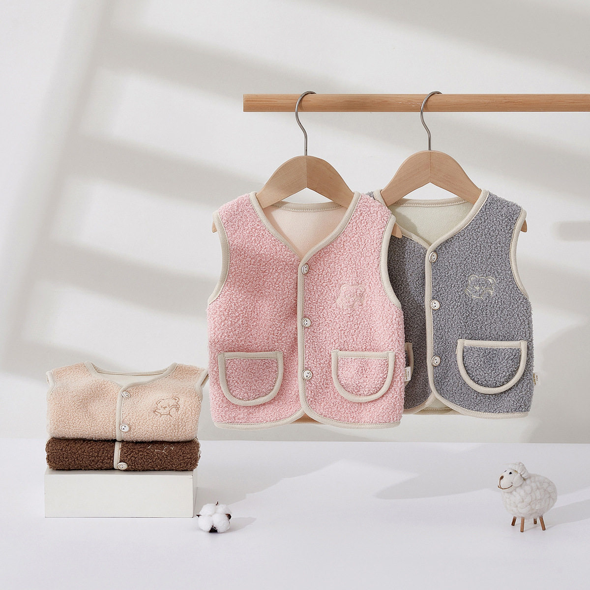 婴儿马甲新生幼儿坎肩男女宝宝秋冬内穿搭纯棉背心儿童加绒小马夹