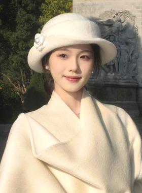 法式千金风珍珠山茶花礼帽女秋冬季卷边优雅气质百搭显脸小渔夫帽