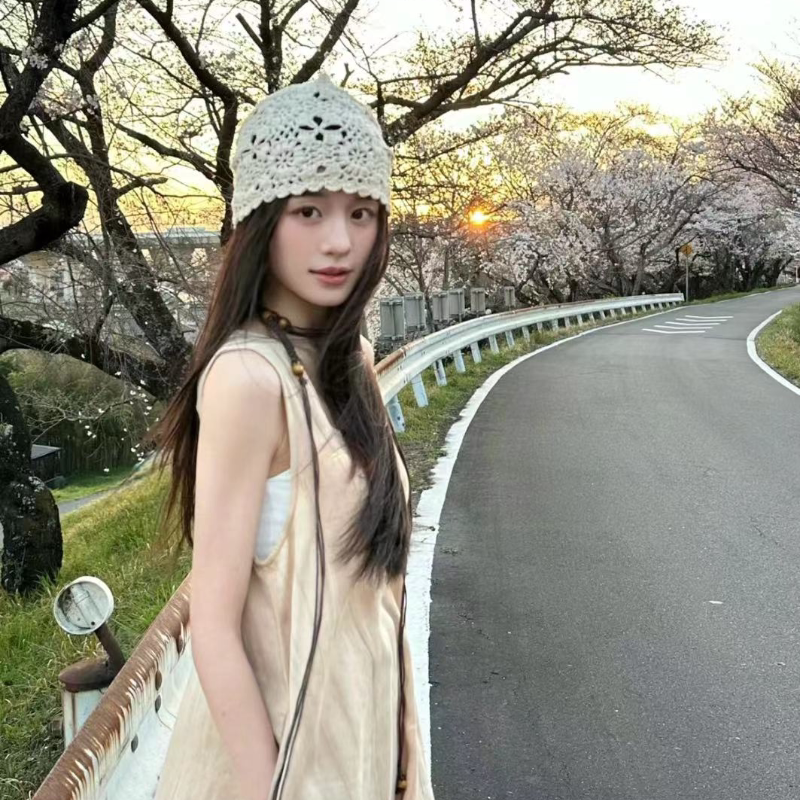 新中式冷欲系甜辣手工钩针织帽薄