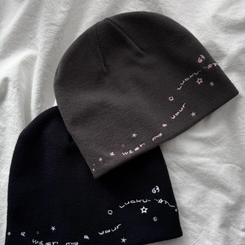 日系甜酷少女星星字母刺绣针织帽女秋冬季简约百搭保暖显脸小冷帽