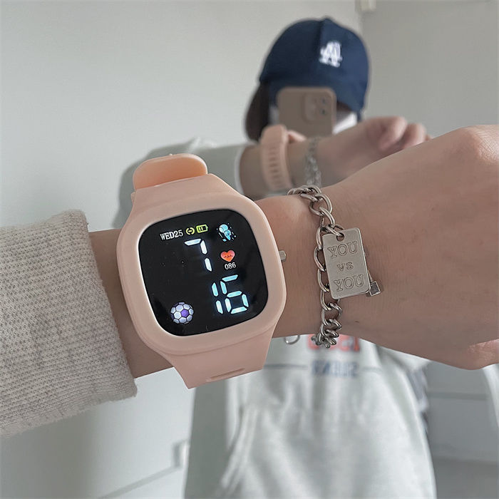 高颜值新款学生党方形冷淡风手表