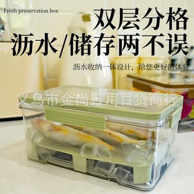 Portable handheld food storage containers, suitable for outd