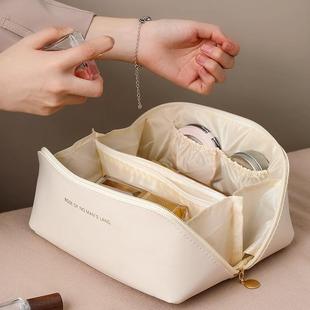 Large Capacity Portable Women's Makeup Bag, 2024 New Trendy