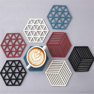 Plain Color Geometric Heat-Insulating Table Mats and Pot Hol