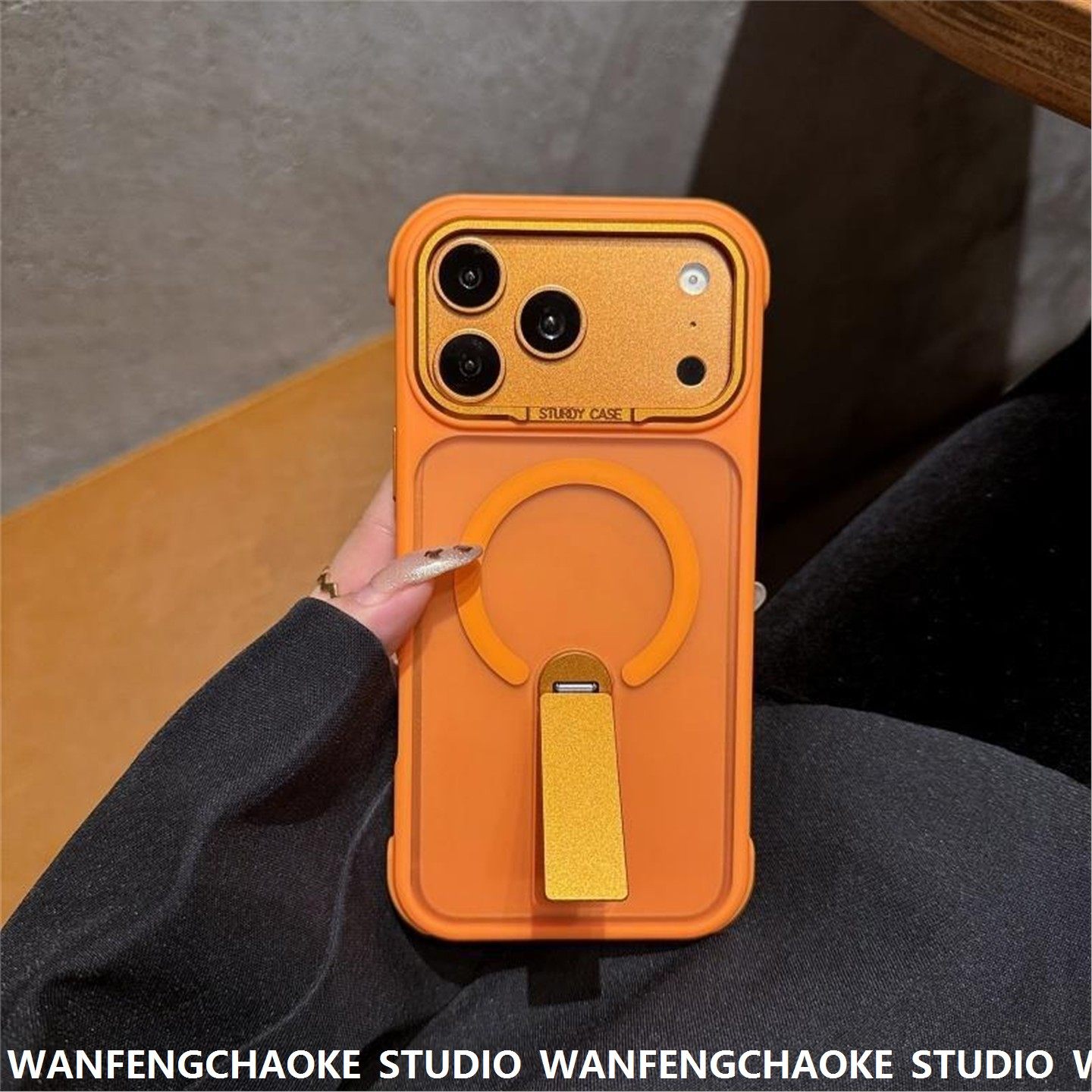 iPhone17ROMAX肤感磁吸一